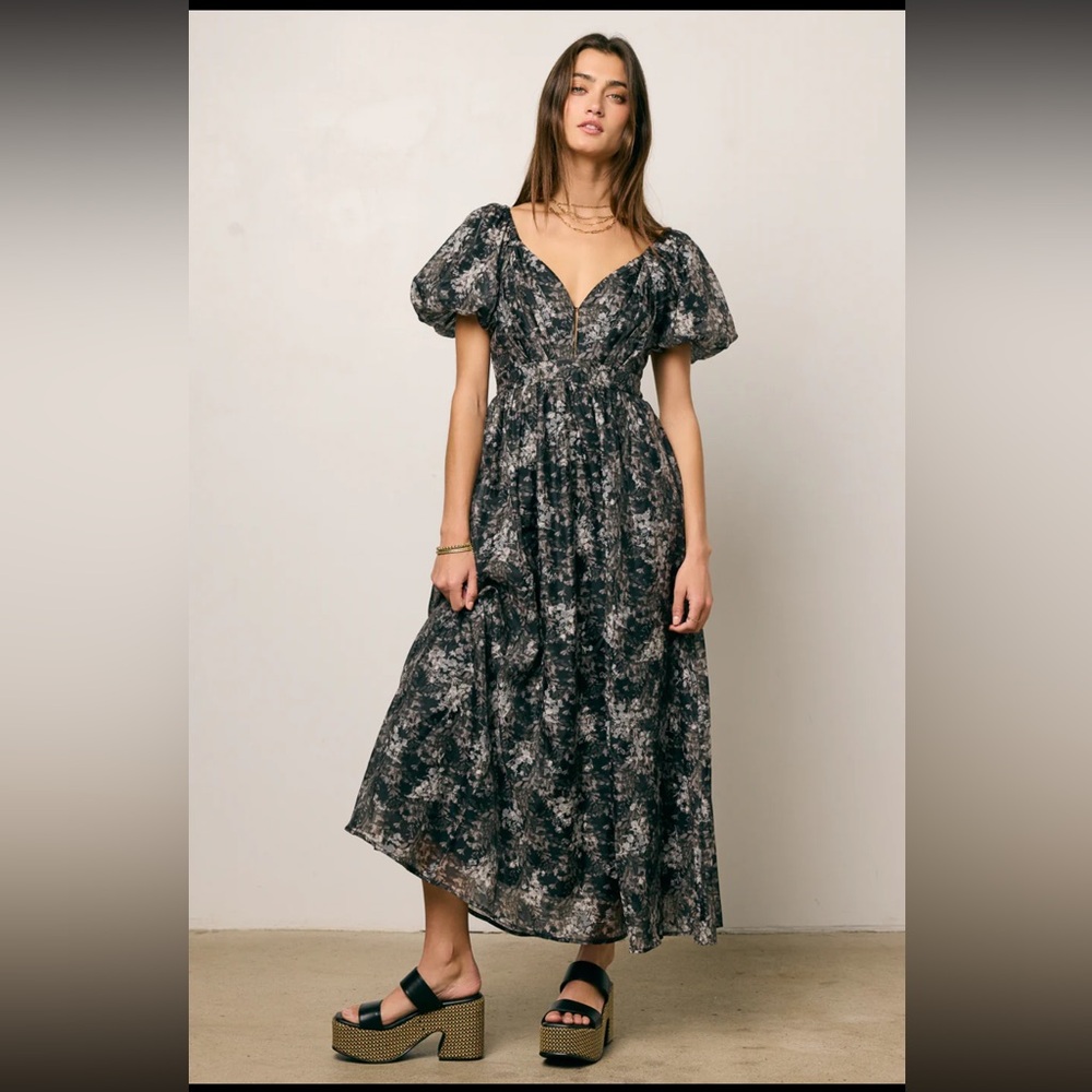 Floral black and gray Puff Sleeve Dress